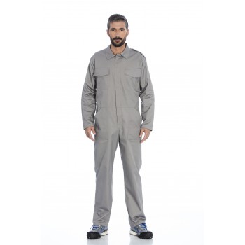 Fato macaco em sarja...